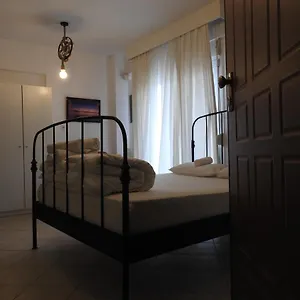 verificați disponibilitatea